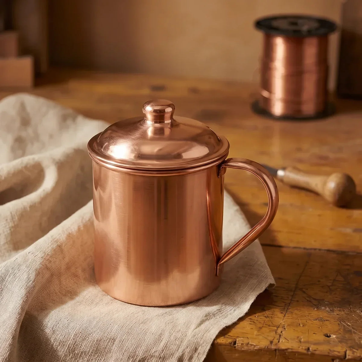 Caneca de Cobre Puro com Tampa da Nancy